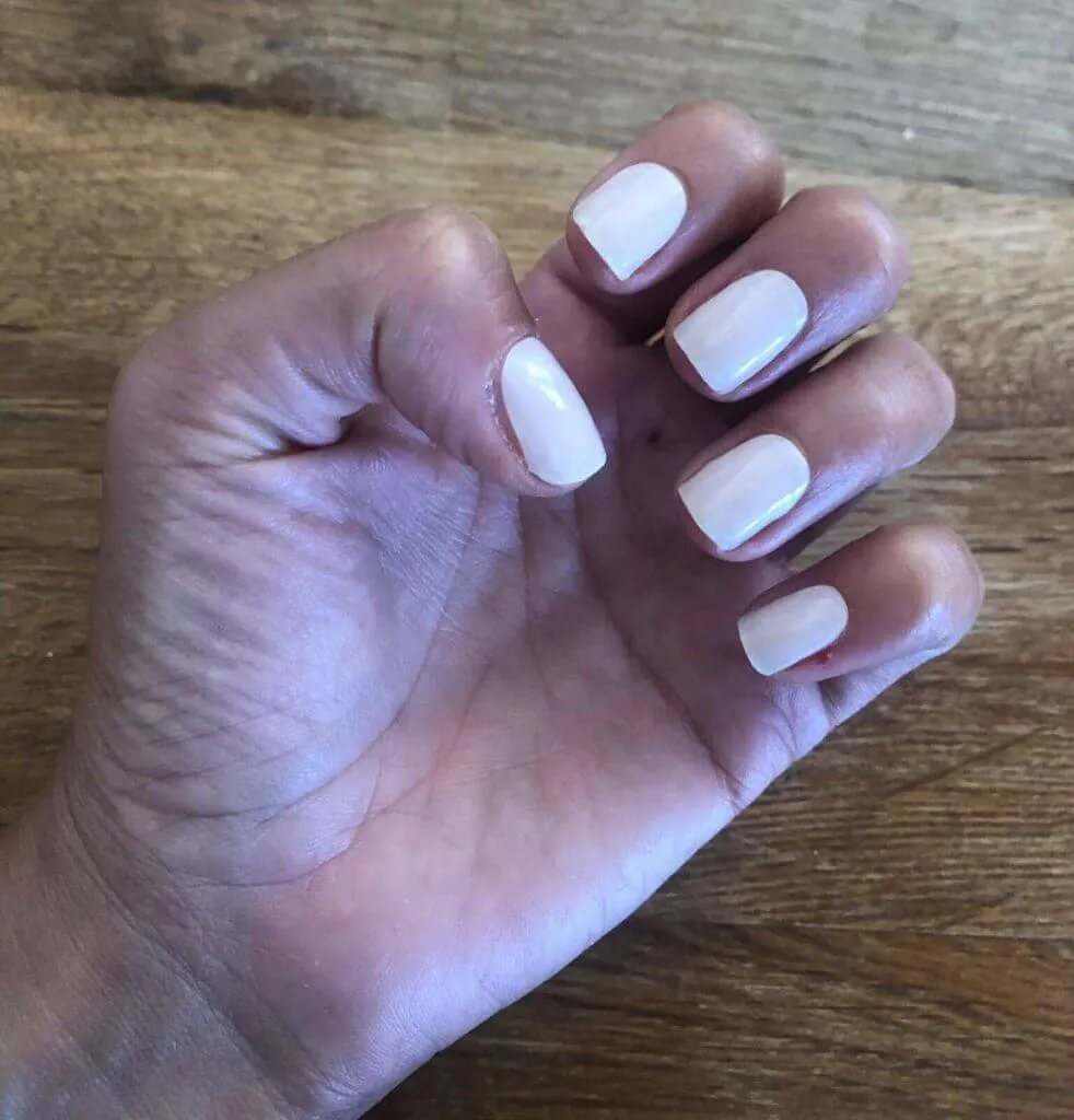 prima applicazione maniko nails